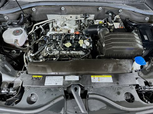 Used 2024 Volkswagen Atlas SE image 29