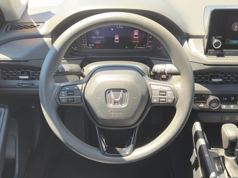 Used 2024 Honda Accord EX image 27