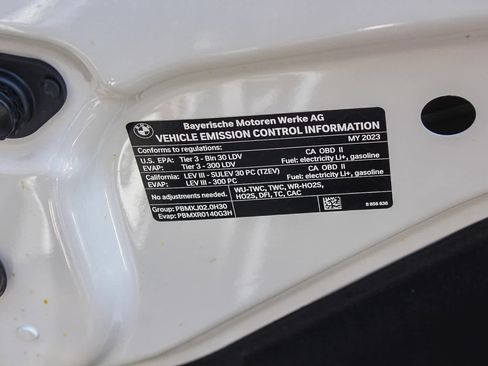 Certified 2023 BMW 530e RWD image 26