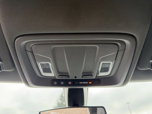 Used 2021 Chevrolet Silverado 1500 LT Trail Boss w/ LPO, Dark Essentials Package image 27