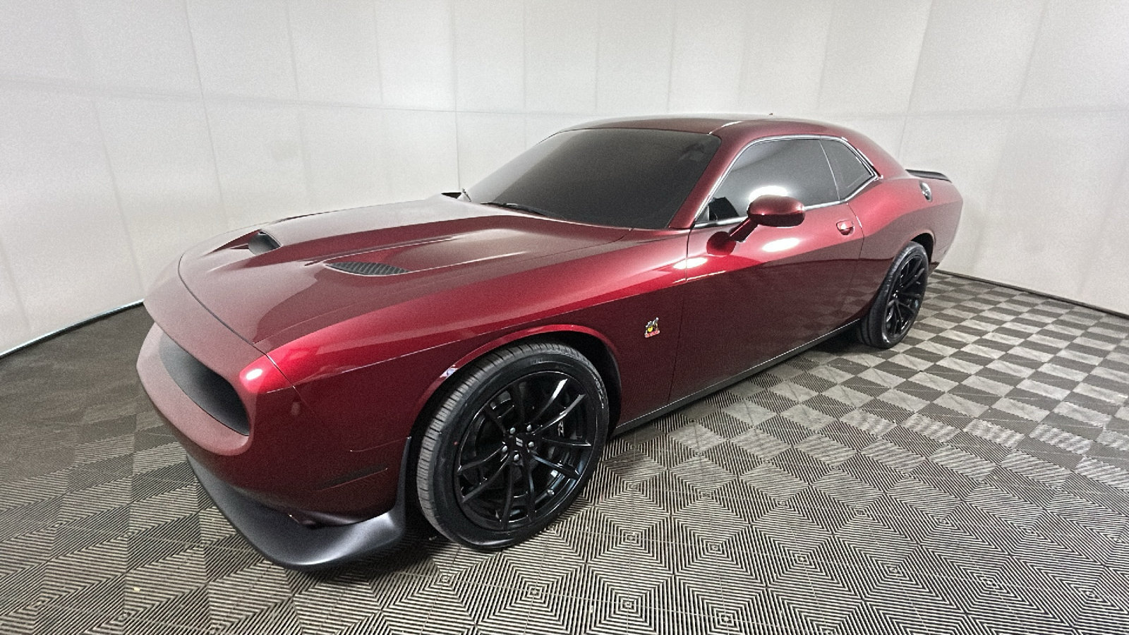Used 2021 Dodge Challenger R/T Scat Pack w/ Dynamics Package RWD image 8