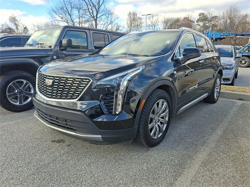 Used 2019 Cadillac XT4 Premium Luxury w/ Cold Weather Package image 3