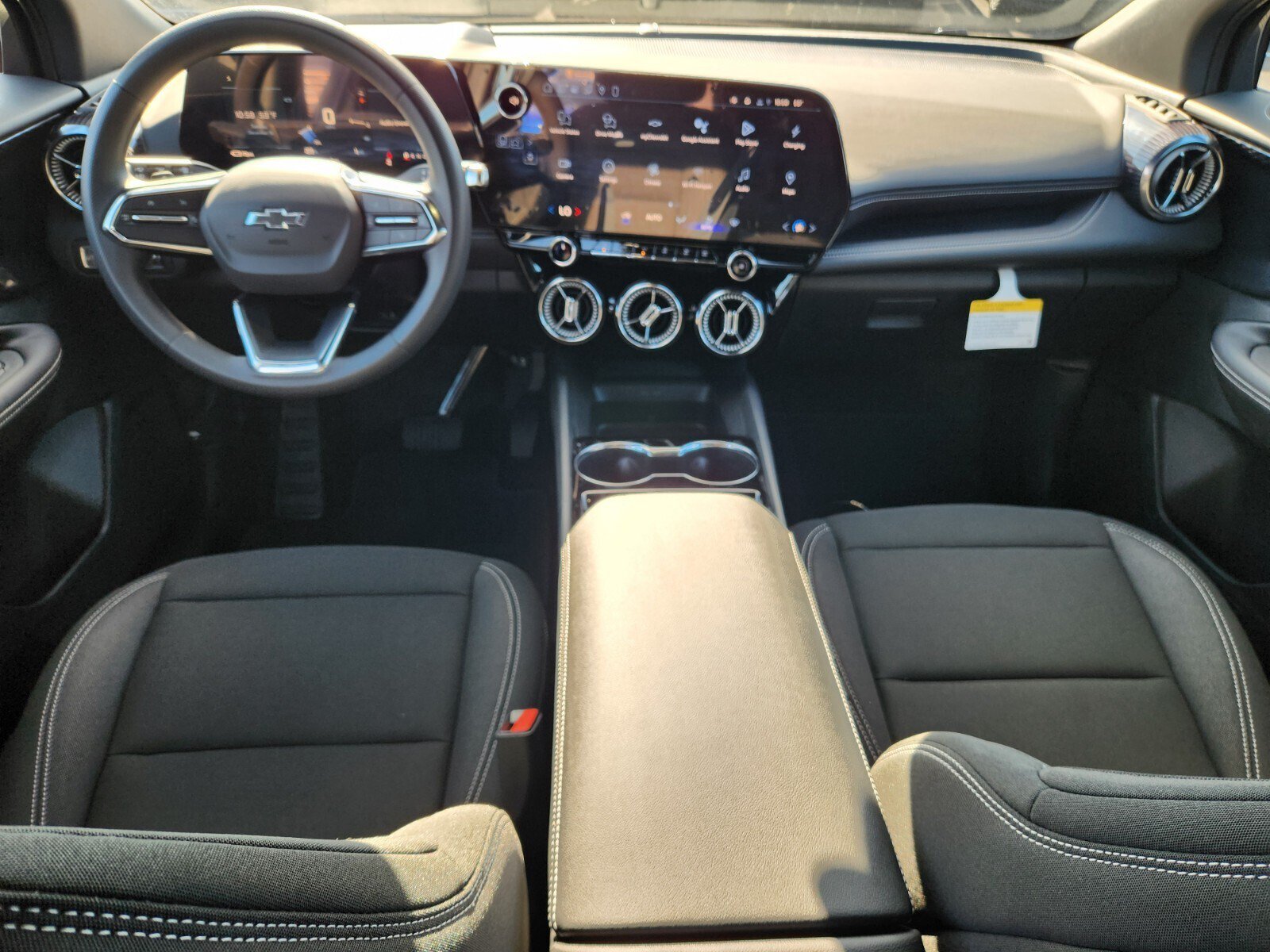 New 2026 Chevrolet Blazer EV LT w/ Midnight/Sport Edition FWD image 7