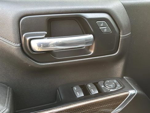 Used 2019 Chevrolet Silverado 1500 RST image 27