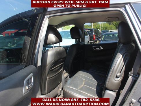 Used 2013 Nissan Pathfinder SL w/ Trailer Tow Pkg AWD/4WD image 7