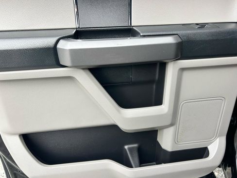Used 2020 Ford F150 XLT w/ Equipment Group 301A Mid RWD image 13