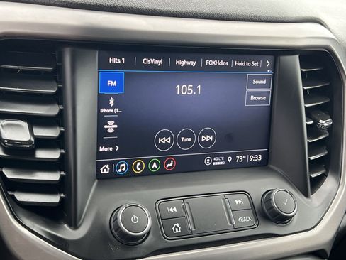 Used 2023 GMC Acadia AT4 image 18