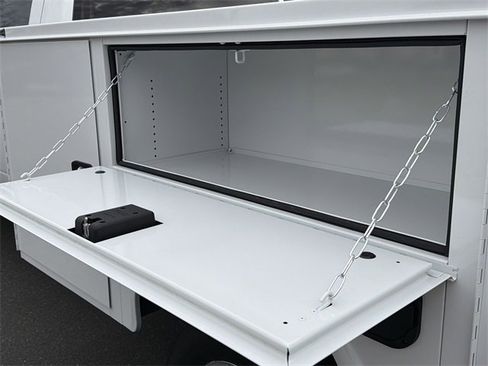 New 2026 RAM 3500 Tradesman w/ Chrome Appearance Group image 19