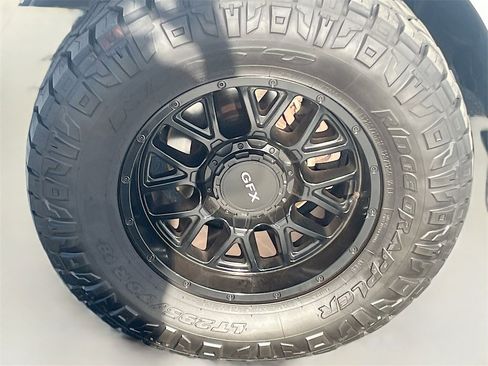 Used 2019 RAM 1500 Big Horn image 29