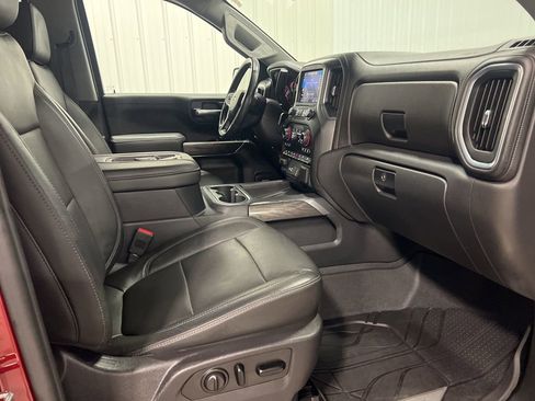 Used 2019 Chevrolet Silverado 1500 LTZ w/ LTZ Premium Package image 8