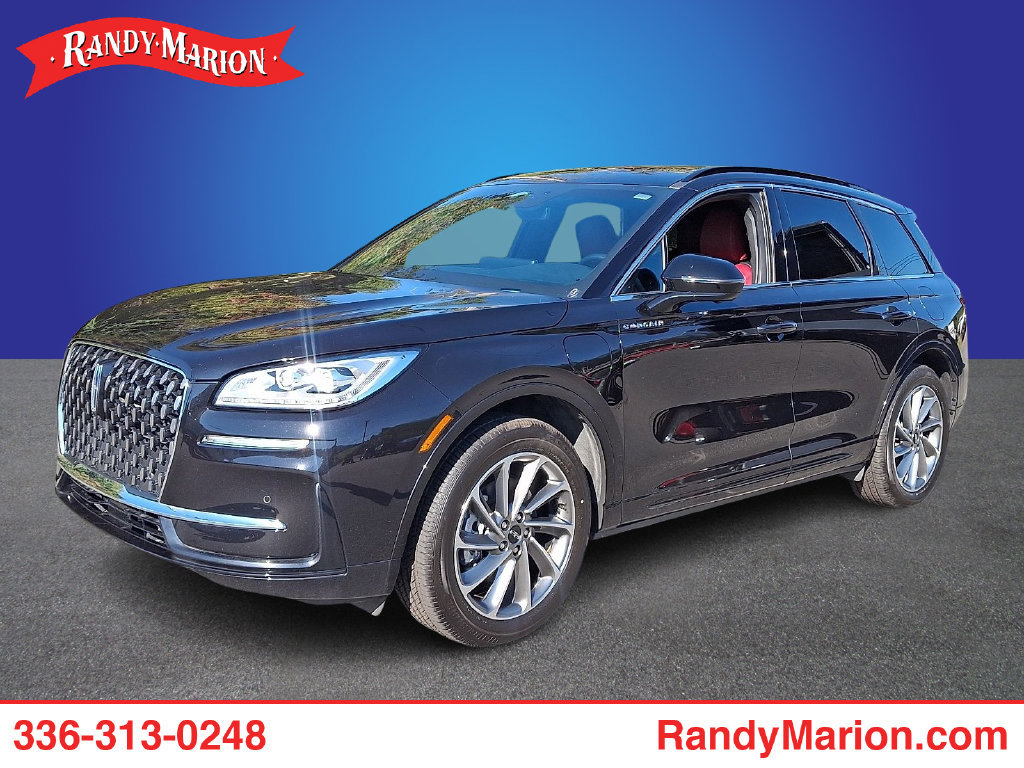 Used 2025 Lincoln Corsair Grand Touring w/ Equipment Group 301A AWD/4WD image 1
