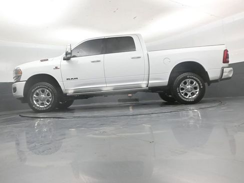 Used 2024 RAM 2500 Laramie AWD/4WD image 43