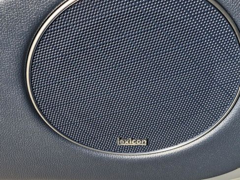 Used 2023 Genesis GV70 3.5T Sport w/ Sport Prestige Package image 29