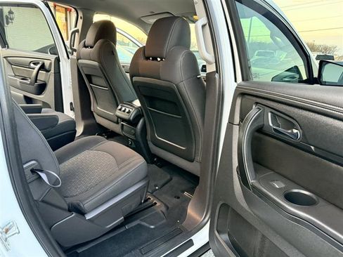 Used 2016 GMC Acadia SLE AWD/4WD image 15