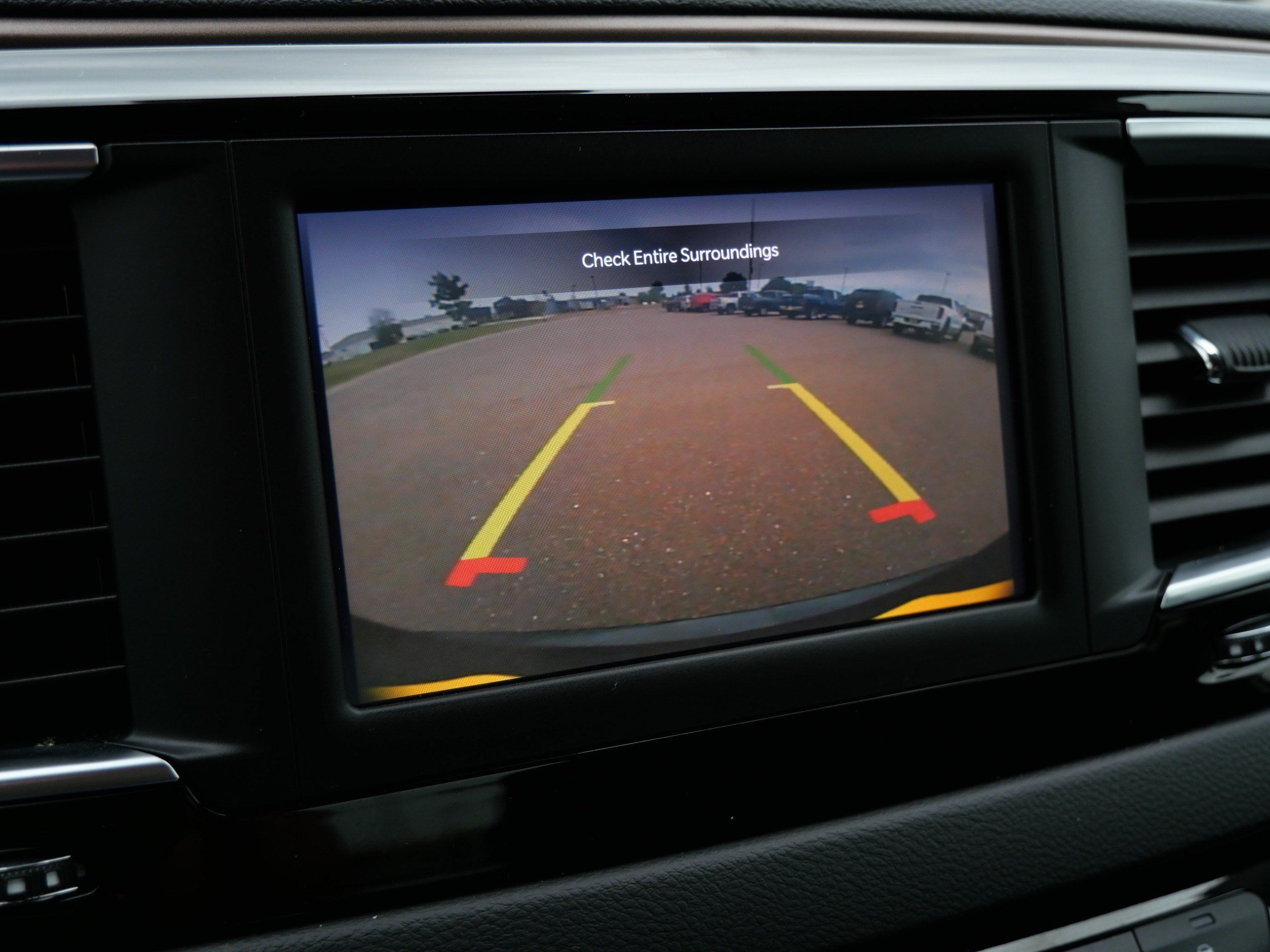 Used 2024 Chrysler Voyager LX FWD image 32