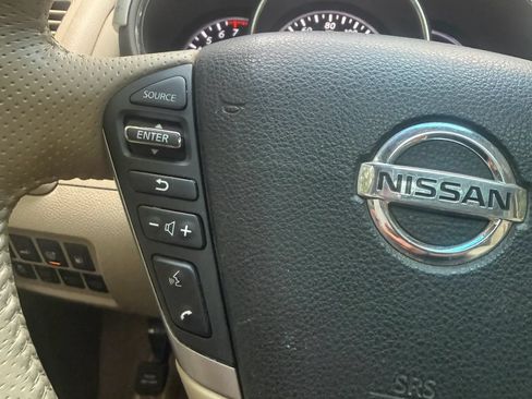 Used 2014 Nissan Murano LE w/ Platinum Edition Package FWD image 22