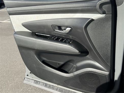 Certified 2025 Hyundai Santa Cruz SEL image 25