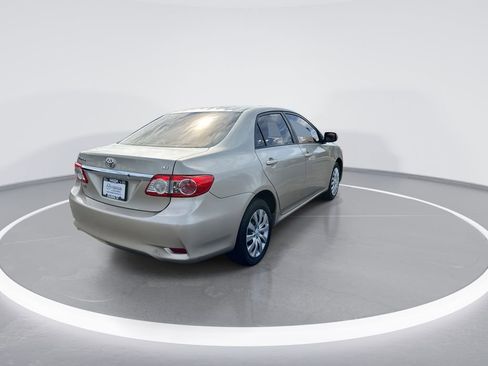 Used 2012 Toyota Corolla LE image 8