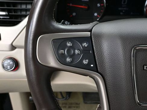 Used 2015 GMC Yukon Denali w/ Premium Package AWD/4WD image 34
