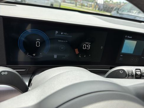 Used 2025 Hyundai Kona SEL AWD/4WD image 18