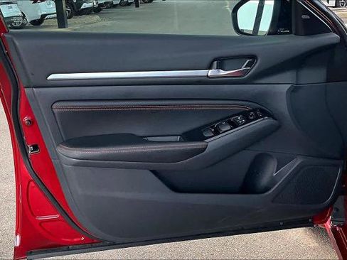 Certified 2023 Nissan Altima 2.5 SR image 21