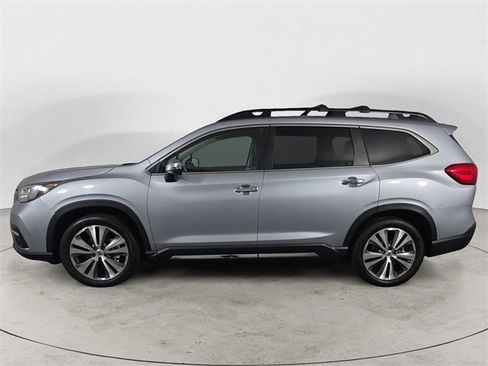 Used 2022 Subaru Ascent Touring image 2