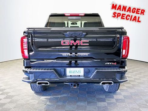 Used 2025 GMC Sierra 1500 AT4 w/ AT4 Premium Package AWD/4WD image 7