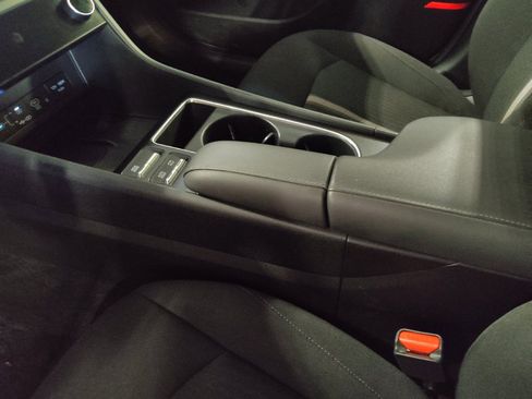 Used 2025 Hyundai Sonata SEL FWD image 26