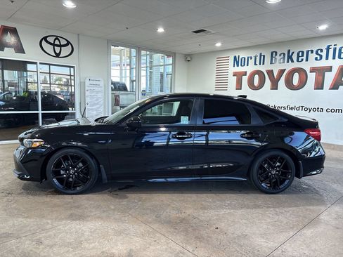 Used 2023 Honda Civic Sport image 7