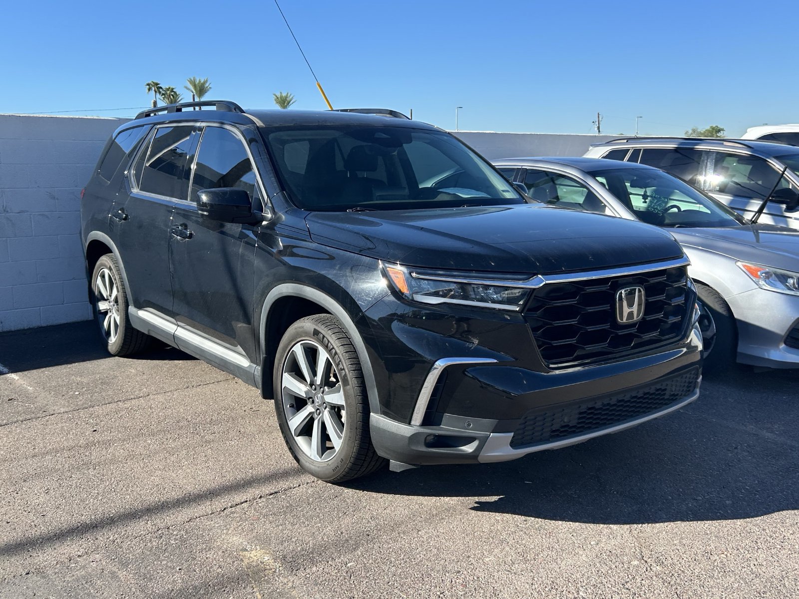 Used 2024 Honda Pilot Touring image 5