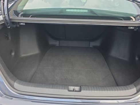 Used 2025 Honda Accord SE image 13