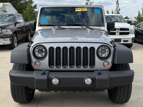 Used 2017 Jeep Wrangler Sport w/ Quick Order Package 24S AWD/4WD image 8