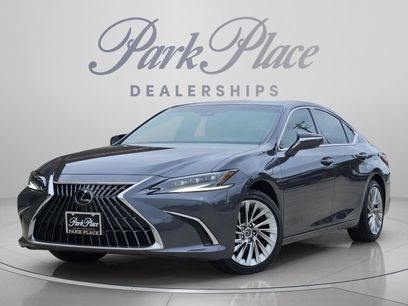 Used 2023 Lexus ES 300h Ultra Luxury w/ Accessory Package (Z2)