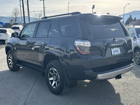 Used 2024 Toyota 4Runner TRD Off-Road image 29
