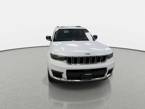 Used 2021 Jeep Grand Cherokee L Limited image 3