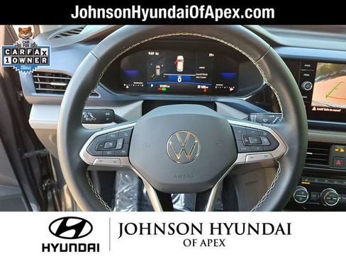 Used 2024 Volkswagen Taos SE w/ Black Wheel Plus Package AWD/4WD image 24