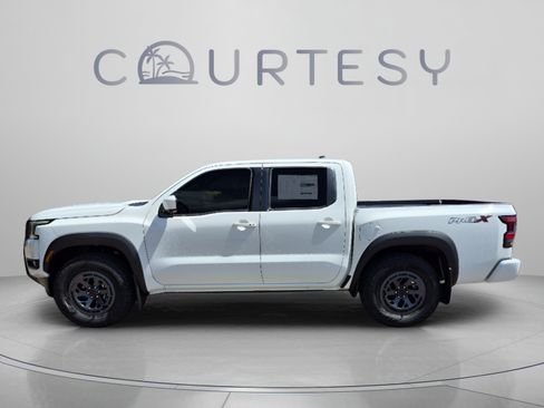New 2026 Nissan Frontier Pro-X w/ Pro-X Convenience Package RWD image 2