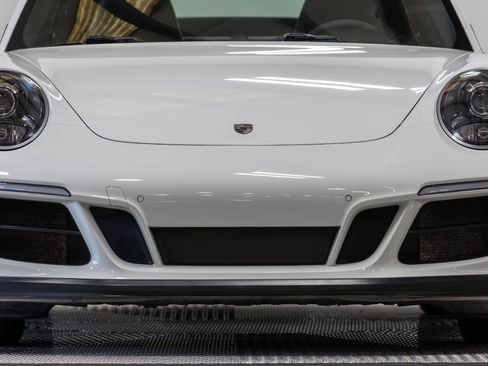 Used 2019 Porsche 911 Carrera GTS RWD image 5
