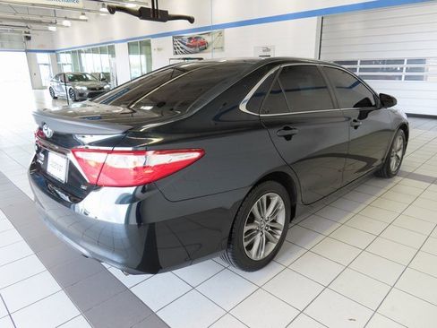 Used 2015 Toyota Camry SE image 14