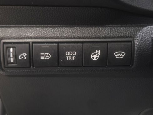 Certified 2025 Toyota Corolla Premium image 21