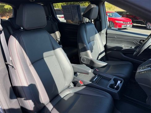 Certified 2024 Honda Odyssey Sport image 18