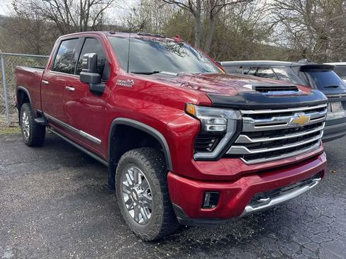 Certified 2024 Chevrolet Silverado 2500 High Country w/ High Country Premium Package image 2