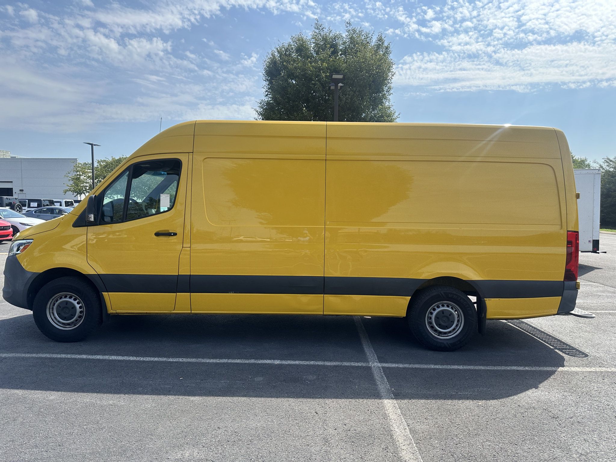 Used 2021 Mercedes-Benz Sprinter 2500 w/ Acoustic Package image 10