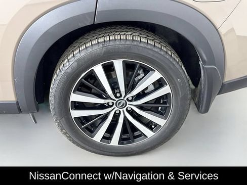 Used 2023 Nissan Pathfinder Platinum FWD image 47