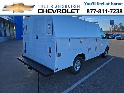 New 2025 Chevrolet Express 3500 w/ Power Convenience Package RWD image 6