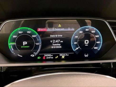 Used 2023 Audi e-tron Premium w/ Convenience Plus Package AWD/4WD image 20