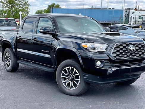 Used 2022 Toyota Tacoma TRD Sport AWD/4WD image 37