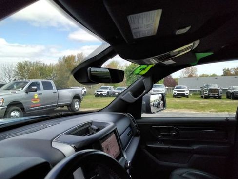 Used 2023 RAM 1500 Big Horn AWD/4WD image 24