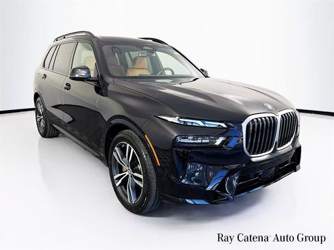 Used 2024 BMW X7 xDrive40i w/ M Sport Package AWD/4WD image 1