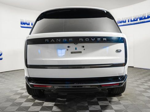 Used 2023 Land Rover Range Rover Long Wheelbase Autobiography image 5
